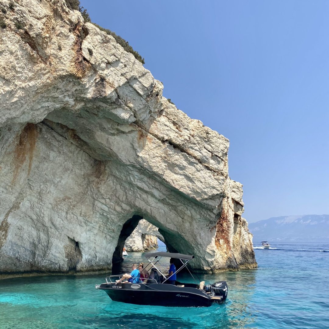 MATEO (PRIVATE CRUISE)